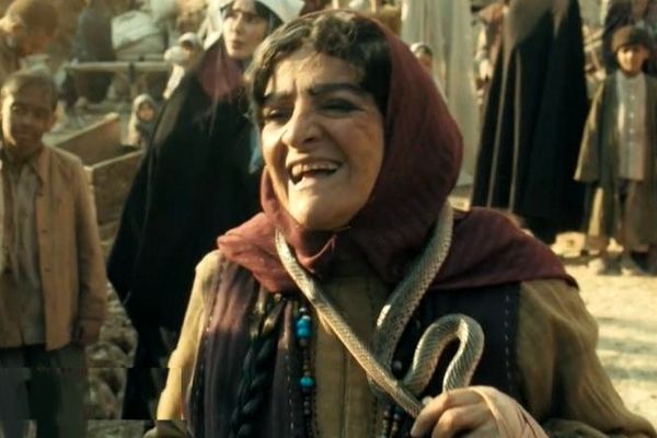 معرکه‌گیری مادرشوهر ترلان پروانه در سریال بامداد خمار؛ رویی که از گلاب آدینه ندیده بودید! + ویدیو