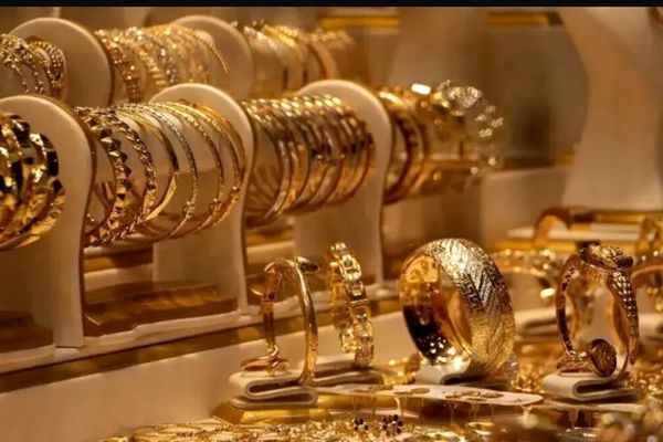 آینده قیمت طلا در ماه صفر ۱۴۰۴ / بهترین زمان خرید کی است؟