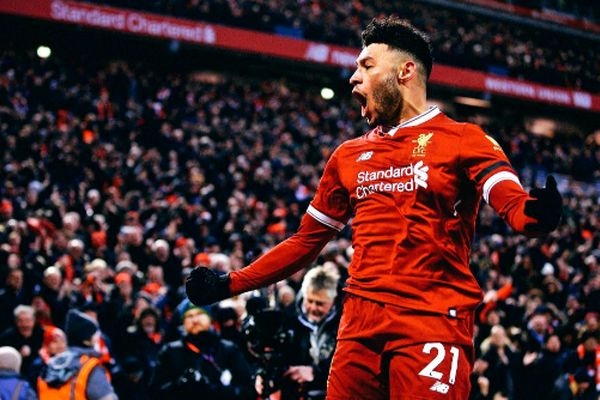 چمبرلین در آستانه استقلالی شدن/ ستاره سابق لیورپول و آرسنال به ایران لینک شد!