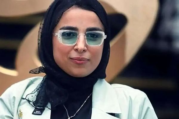 شوک دوباره به مردم! زینب موسوی: از شوخی با فردوسی عذرخواهی نمی‌کنم + ویدیو