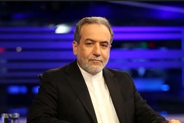 آقای عراقچی ما هم دوست داشتیم مثل شما فکر کنیم!