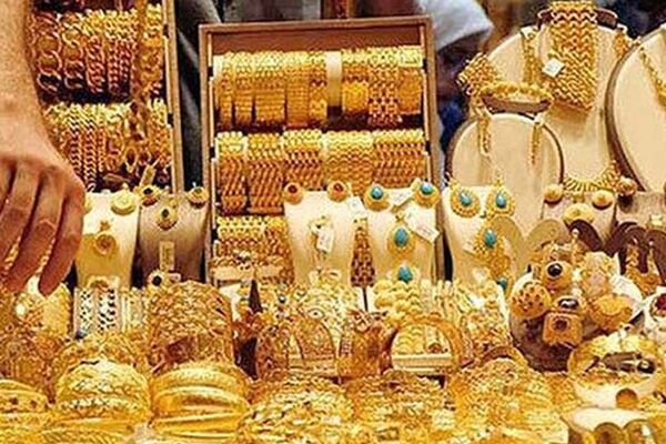 خبر رئیس اتحادیه طلا و جواهر از بازار طلا / قیمت‌ها حباب دارند !