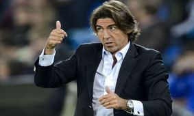 ببینید / سیلی سرمربی استقلال بر صورت یک مأمور امنیتی! / عاقبت او چه خواهد شد؟! + فیلم