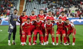 هواداران خانم پرسپولیس اینگونه تم استادیوم را رعایت کردند+تصاویر قشنگ