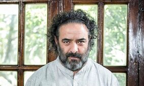 این زن خیلی جوان همسر کم سن و سال حسن معجونی است / چقدر تفاوت سن !