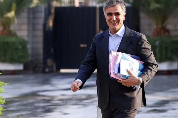 ادامه تنش در تیم اقتصادی دولت؛ فرزین ماندنی است؟