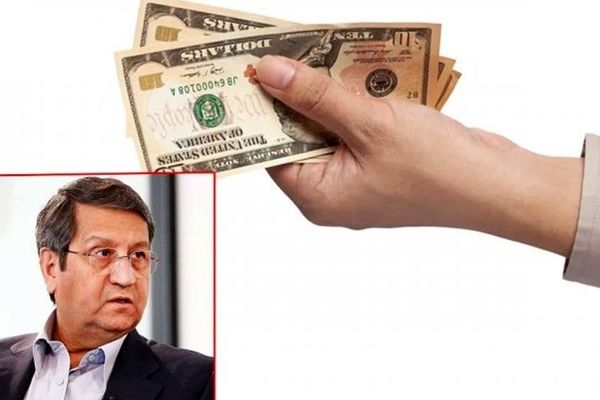 همتی توان مدیریت ندارد/ روش های شکست خورده بی اعتمادی مردم رابه دنبال دارد