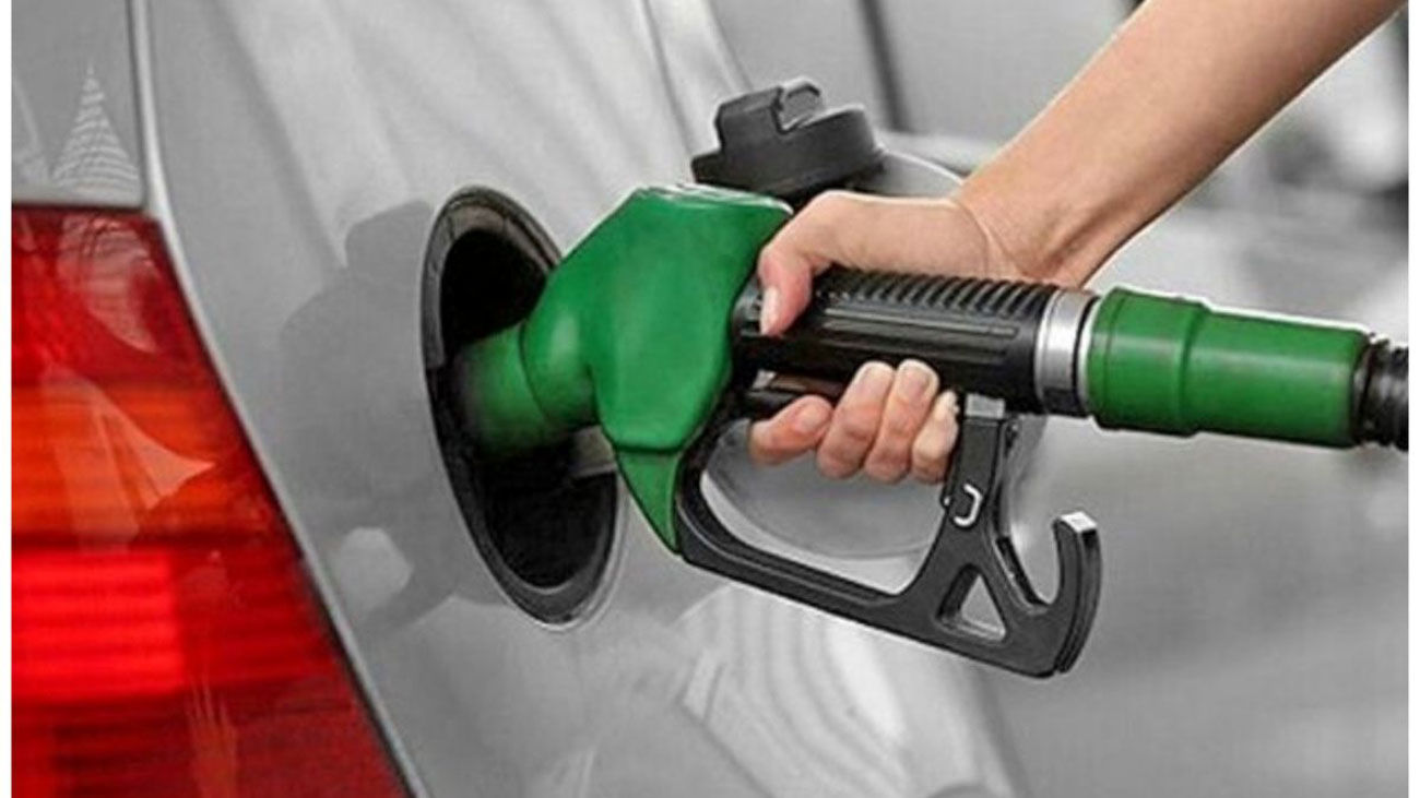 چرا صفهای بنزین طولانی شده است؟ / راز کمبود بنزین یورو 4 و 5!
