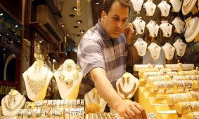 قیمت طلا و سکه امروز شنبه ۱ شهریور ۱۴۰۴/ نیم سکه ساز مخالف زد