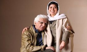 قاب جگرسوز از دختر کوچک مرحوم کیومرث پوراحمد / شما هم گریه می کنید !