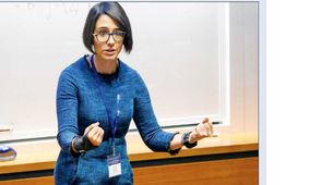 بیوگرافی مریم فربودی یکی از سرشناس ترین اقتصاددانان ایرانی