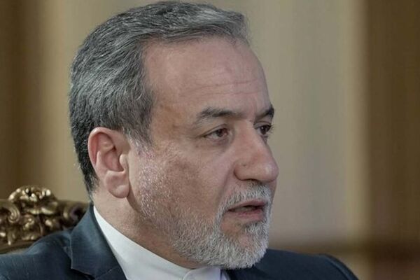 عراقچی: ما برای جنگ، برای دیپلماسی و برای گزینه‌های اقتصادی آماده‌ایم