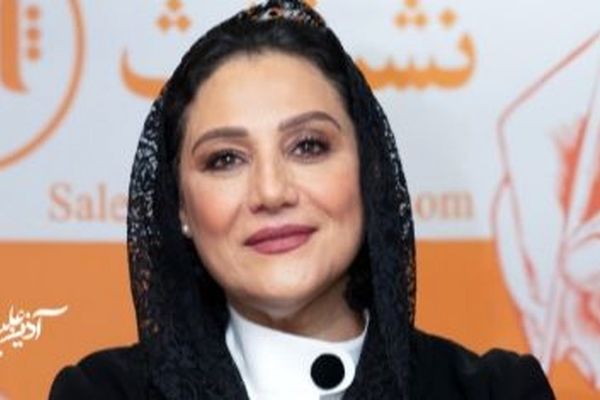 رازهای خاص استایل شبنم مقدمی در جشن کتاب: کتی شیک و هماهنگی رنگ‌ها! + فیلم