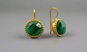 رنگ سبز این سنگ جادویی آرامش و تعادل به ارمغان می آورد