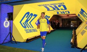 فرش جذاب و خفنی که ایرانی‌ها به رونالدو هدیه دادند + واکنش جالب کریس 