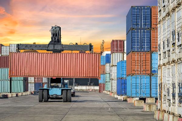 تأمین کالاهای اساسی؛ خط قرمز دولت برای حفظ رفاه مردم