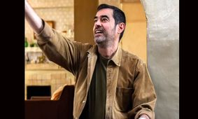 اولین فیلم از خانه و زندگی لاکچری شهاب حسینی و ساناز ارجمند / استخر وسط حیاط و باغی بی‌نظیر!