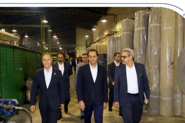 تعامل بانک صادرات ایران با بخش تولید و کارآفرینان، راهبردی و مستمر است