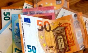 قیمت یورو امروز دوشنبه ۴ فروردین ۱۴۰۳ 