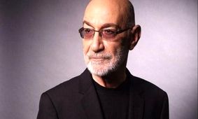 عکس لو رفته از ژست عاشقانه سیاوش قمشی با همسر ششمش!