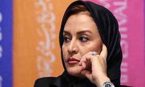 فیلم شکار شده از مریلا زارعی در یک ساندویچی / خانم بازیگر ساده و محجوب !