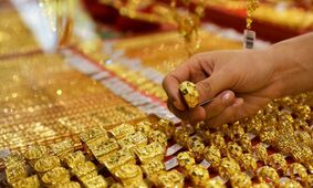 زلزله قیمتی در بازار ارز و طلا/ خریداران به خاک سیاه نشستند!