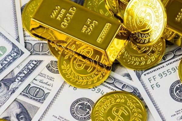 پیش‌بینی عجیب قیمت طلا و دلار/ دو بازار داغ در روزهای آینده