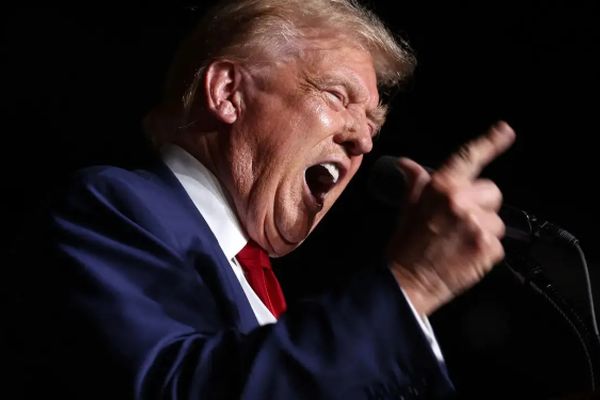 ترامپ دوباره تهدید کرد: این بار واقعا با شما تسویه می‌کنم! + عکس