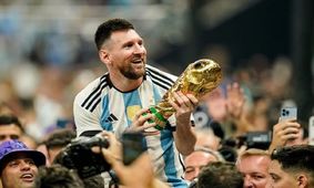 خداحافظی لیونل مسی از دنیای فوتبال / پایان یک اسطوره !!