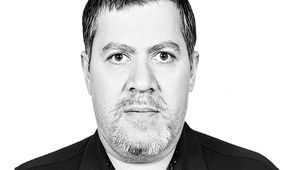 بازگشت پادشاه در عصر تلاطم