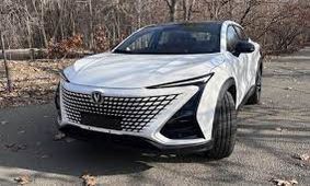 شوک دوم به بازار خودرو / این خودروها قصد ریزش دارند !