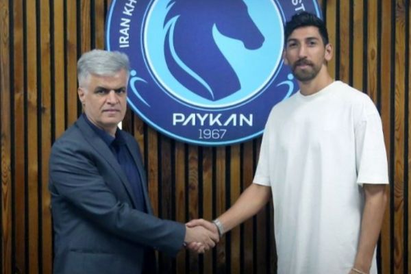 مرتضی تبریزی با قراردادی جدید به تیم پیکان ملحق شد