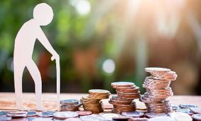 تصمیم بحث‌برانگیز دولت؛ بازنشستگان نگران‌تر از همیشه