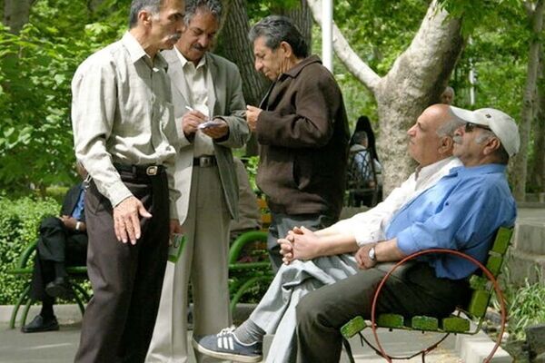  خبر مهم برای مستمری بگیران تأمین اجتماعی / زمان احتمالی پرداخت معوقات فروردین و اردیبهشت اعلام شد 