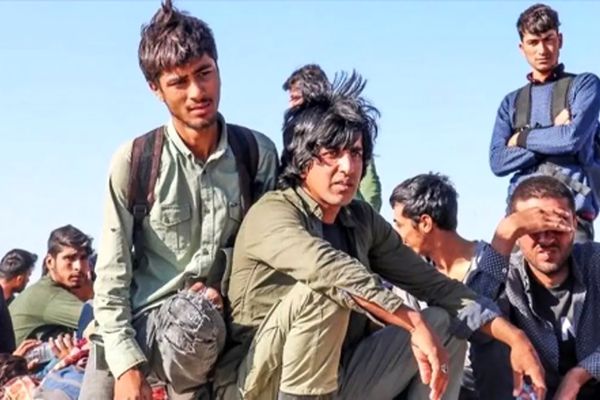 افغانستانی‌ها خداحافظی می‌کنند/ وداعی بی‌برگشت!