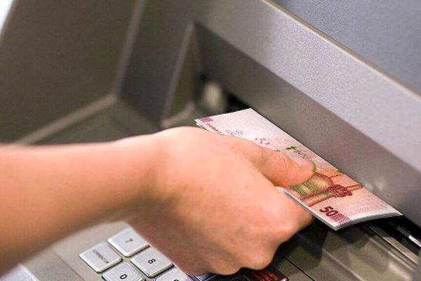 اخبار جدید بانکی/ دریافت وجه نقد و خرید با کارت پولی شد!