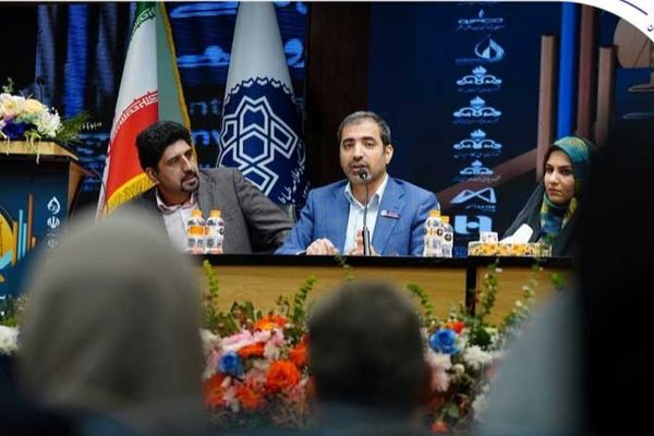 تأکید عضو هیأت‌مدیره بانک صادرات ایران بر ضرورت گذار از بانکداری تسهیلاتی به بانکداری سرمایه‌گذاری و توسعه‌ای