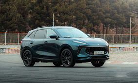 
از سه شنبه این خودرو لاکچری با قیمت کارخانه بخرید!