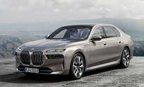 
کاهش دلار ترمز این خودرو را کشید / 500 میلیون افت قیمت پیدا کرد!