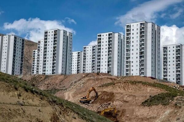 دستور رییس مجلس برای فروش متری مسکن / ارائه زمین رایگان برای این گروه از زوجین !