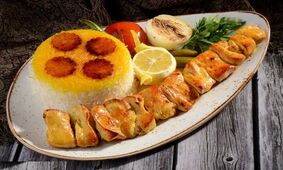 عبور قیمت یک سیخ جوجه‌کباب از مرز یک میلیون تومان 