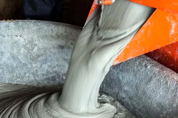 قیمت سیمان امروز ۱۵ دی ۱۴۰۴ + جدول