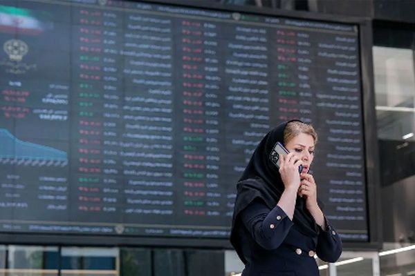 تأثیر کاهش نرخ بهره بر بورس/ چرا بازار تکان نخورد؟