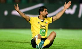 چرا پیراهن استقلال برای اسدی دست‌نیافتنی شده؟