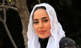 سمانه پاکدل با استایلی خاص و عاشقانه/ کافه‌گردی دنج بازیگر محبوب