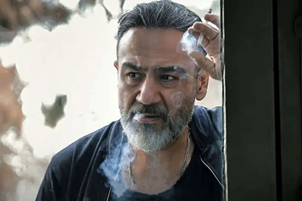 فریاد مهران غفوریان بر سر حواشی اخیر! از ویدیوی جعلی مادر تا توهین به فرزند! + فیلم