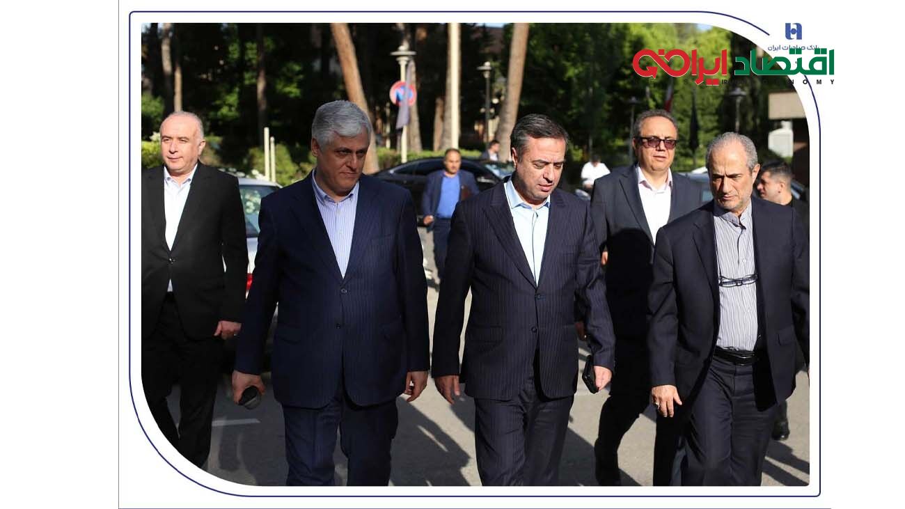 پیشگامی بانک صادرات ایران در بازسازی اکوسیستم دانش‌بنیان؛ حمایت راهبردی از آموزش عالی و پیوند دانشگاه، صنعت و اقتصاد در دوران پساجنگ/ تأکید قربان اسکندری بر توسعه آموزش عالی در دوران پساجنگ با رویکرد حمایت بانکی از اقتصاد دانش‌بنیان و فناوری