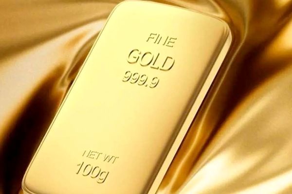 قیمت طلا در سراشیبی 