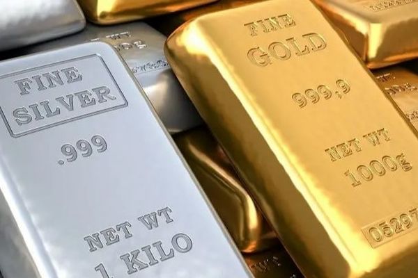 طلا گران شد