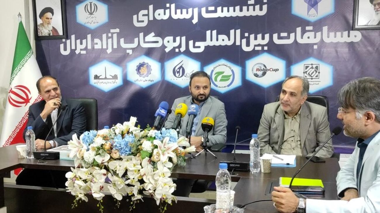 رئیس مسابقات بینالمللی ربوکاپ آزاد ایران: استفاده از هوش مصنوعی برای حضور در رقابت جهانی ضرورت دارد